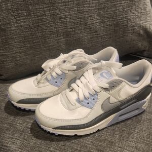 Nike Women's White and Gray Air Max Sneakers